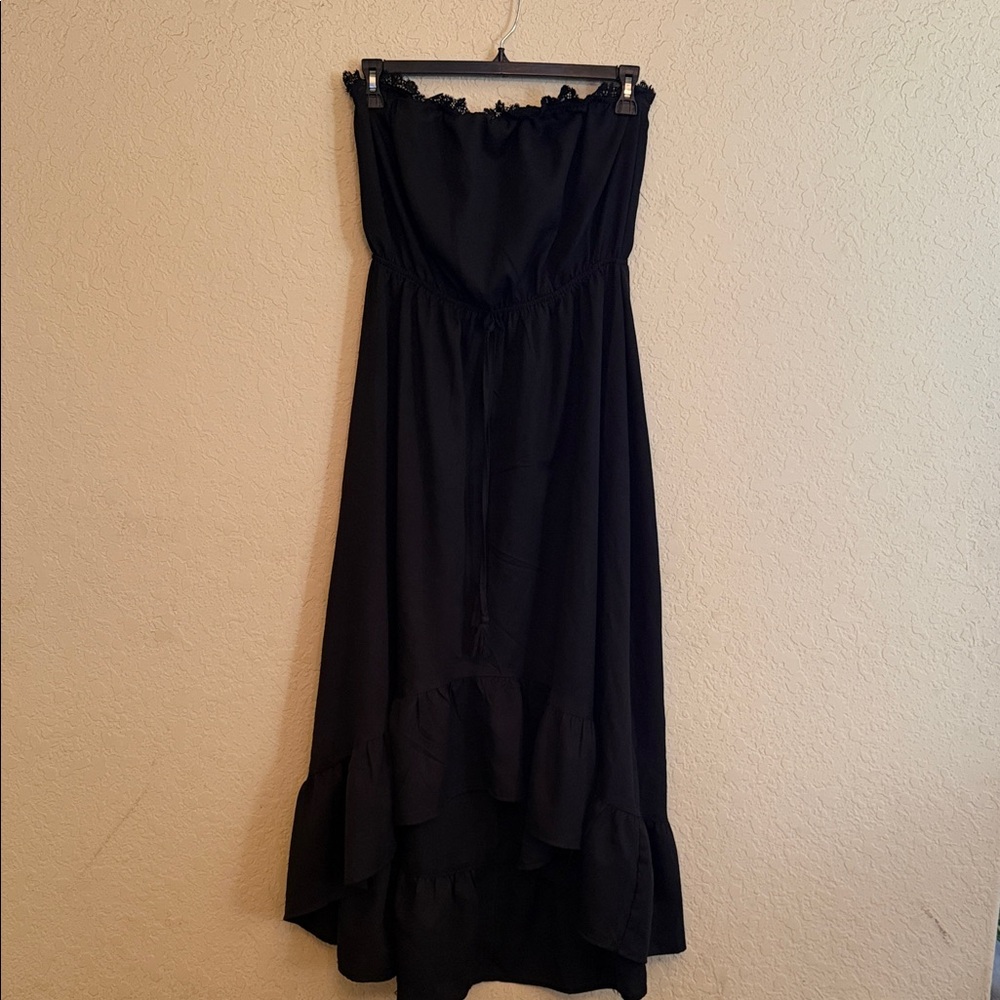 Fashion Nova Black Ruffled Strapless Dress